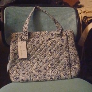 Nwt vera Bradley multi compartment shoulder bag
